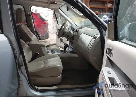 2009 Mercury Mariner Premier from USA, damaged, VIN 4M2CU87799KJ13797